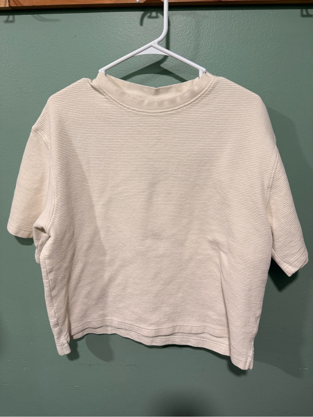 Amongst Others Cream Waffle Knit Short Sleeve Sweatshirt Size L